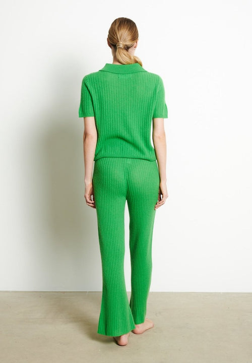 Polo manches courtes femme en cachemire vert pomme - RIA 13 - Bold Journey